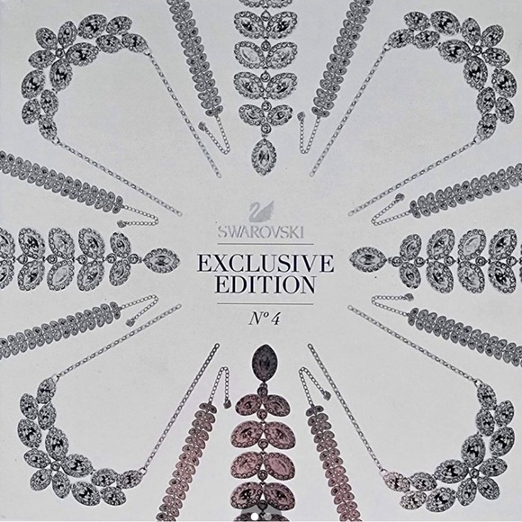 Swarovski Statement Necklace Diamonds with Gold Chain and Matching Earrings Set - Picture 15 of 16